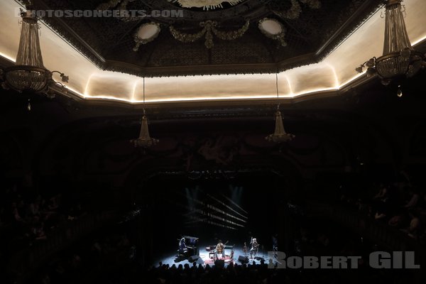 ADRIANNE LENKER - 2024-05-02 - PARIS - Le Trianon - Adrianne Elizabeth Lenker